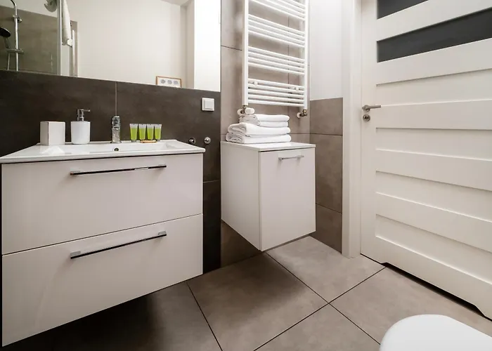 아파트 Polesie Homely By Bookinghost